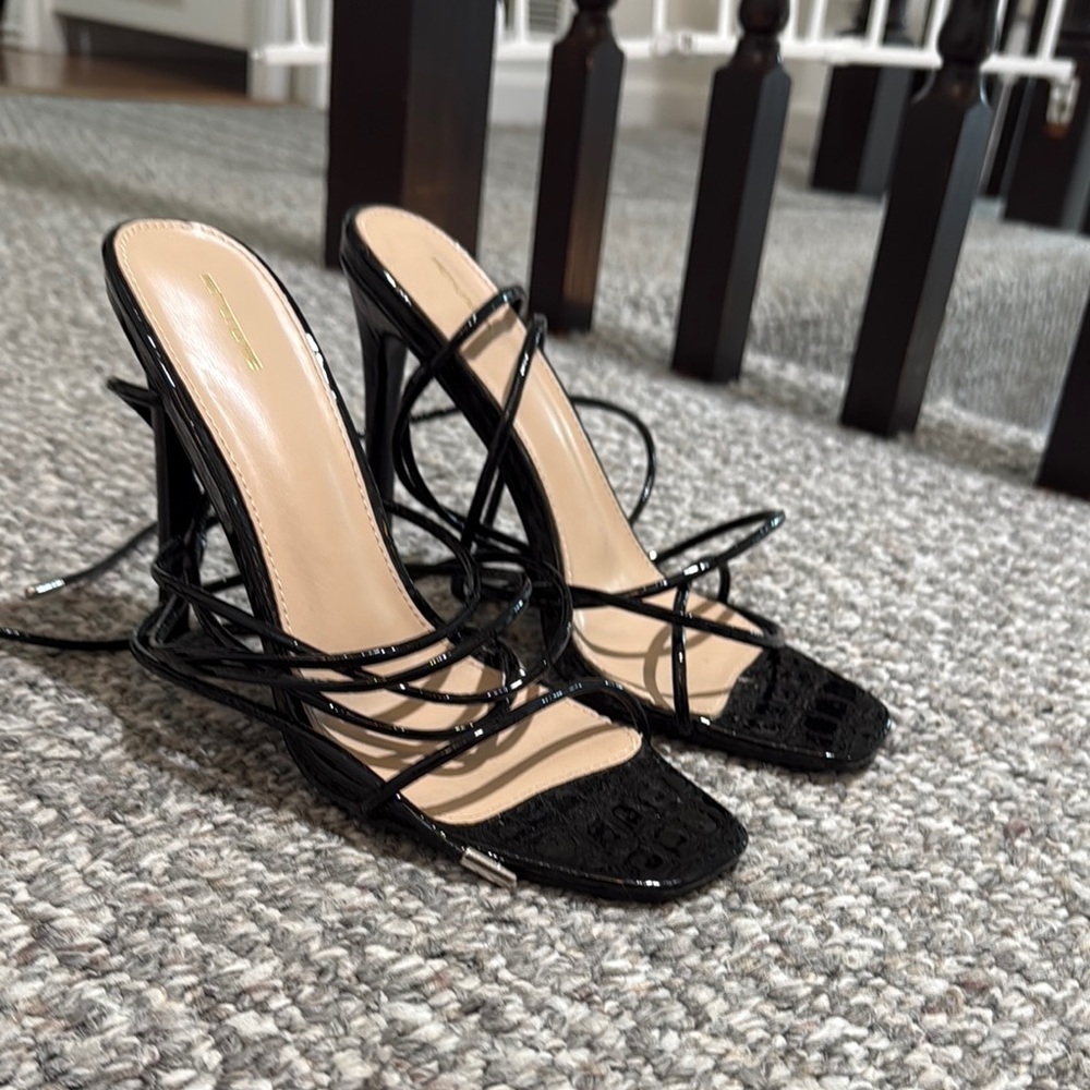 New black lace up high heels sandals